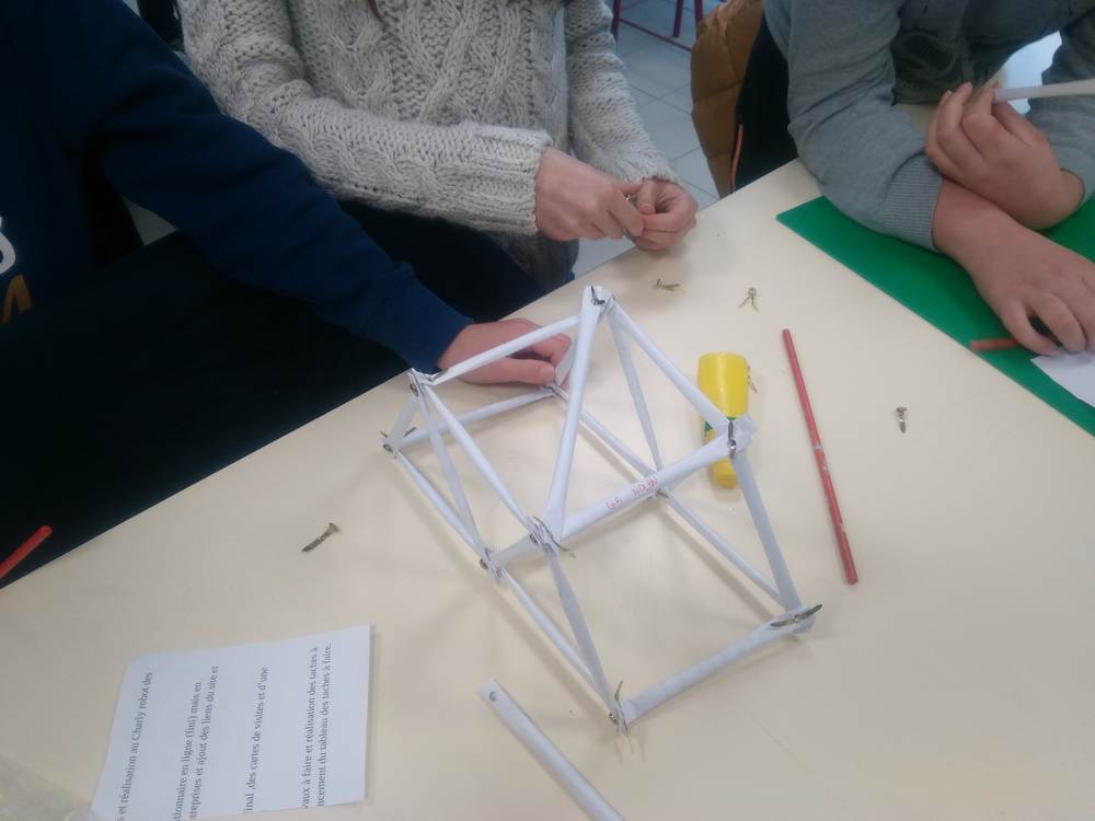 Structure de pont en 5°
